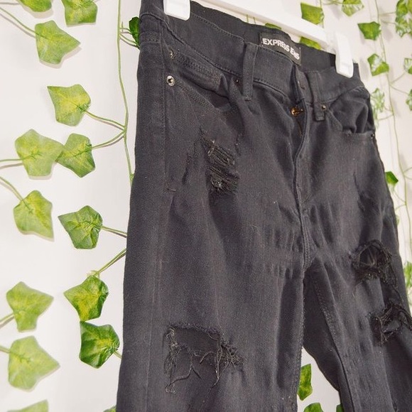 SOLD ON IG @ vividthrifts__ ❤️‍🔥❤️‍🔥❤️‍🔥 - Picture 8 of 10